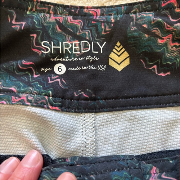 Shredly Women's Mountain Bike Shorts 14” - Picture 3 of 5